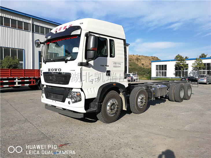 T5G底盤入廠 T5G底盤入廠